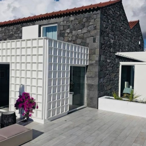 a large brick building