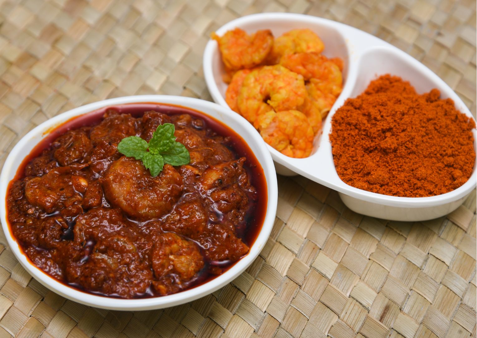 a bowl of food on a plate