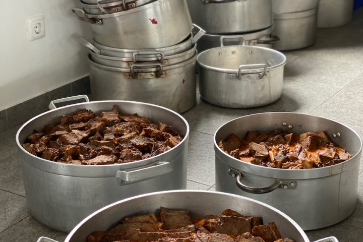 a pot with food in it